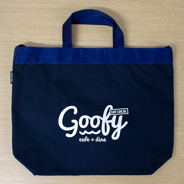GoofyBagNavy01.jpg